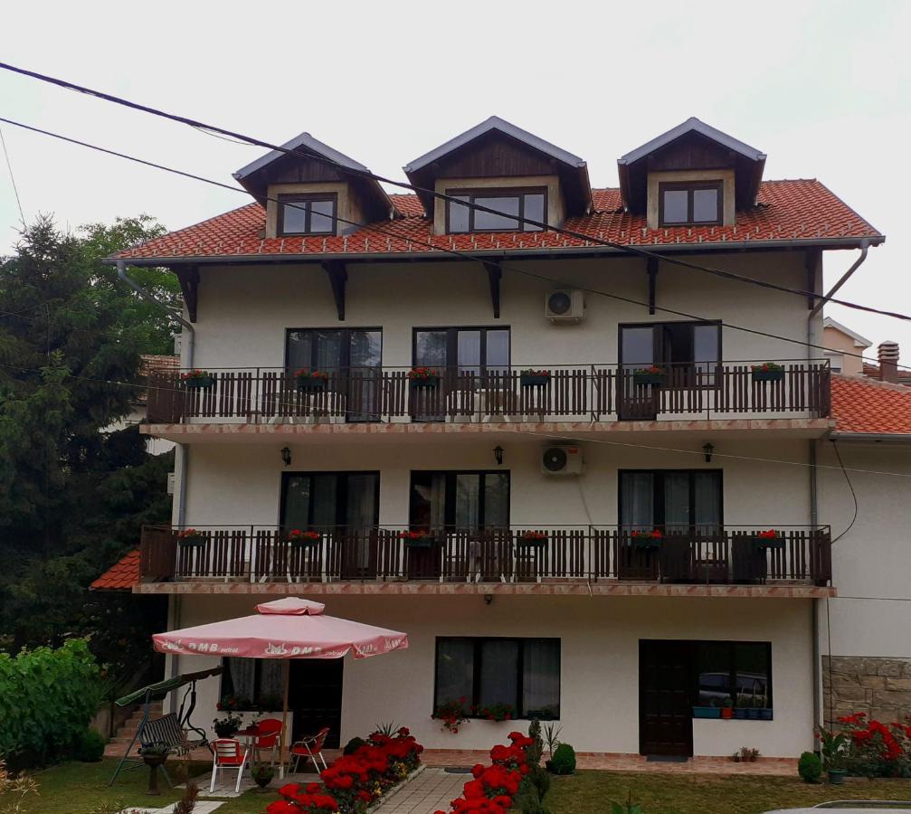 Apartmani "Vila Jelena" Arandjelovac Exterior foto